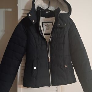 Hollister Women's Dark Puffer Jacket with Fleece Hood
